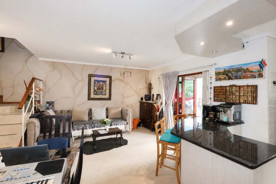 To Let 3 Bedroom Property for Rent in Waves Edge Western Cape